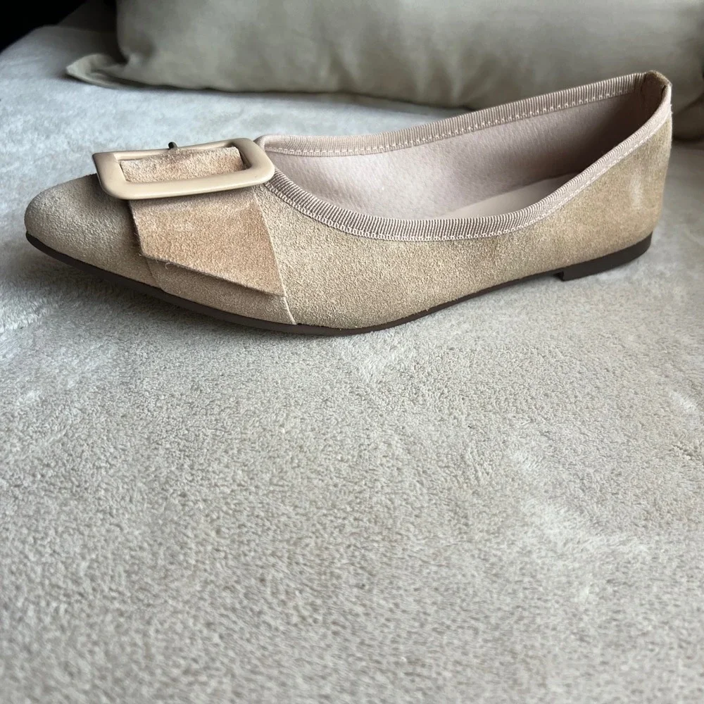 Avellini Women 8 EU‎ 39 Tan Suede Pointed Toe Buckle Ballet Flats Italy Classic